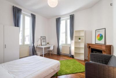 Chambre - 18 m² - 8 pièces