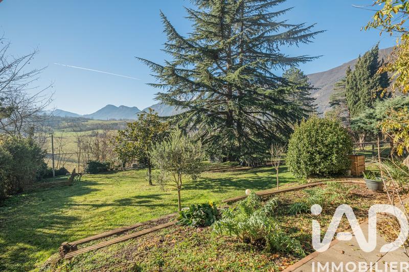 Maison - 196 m² - 6 pièces