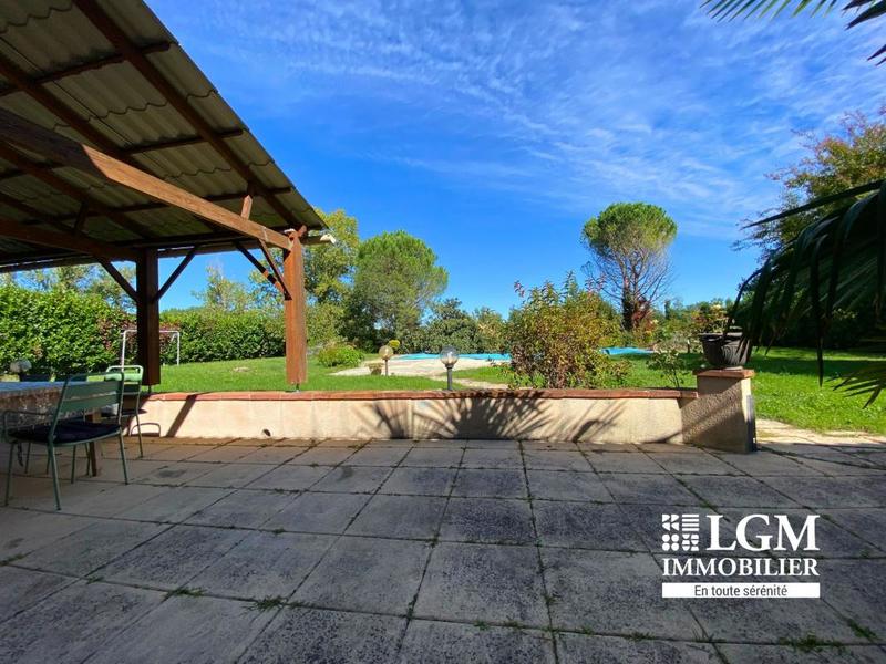 Maison - 206 m² - 7 pièces