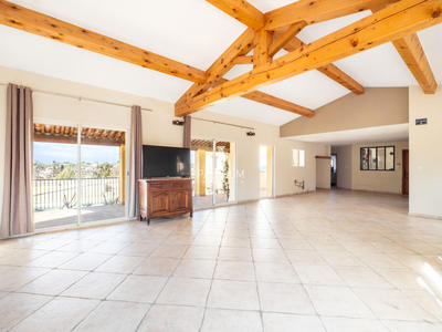 Maison - 165 m² - 5 pièces