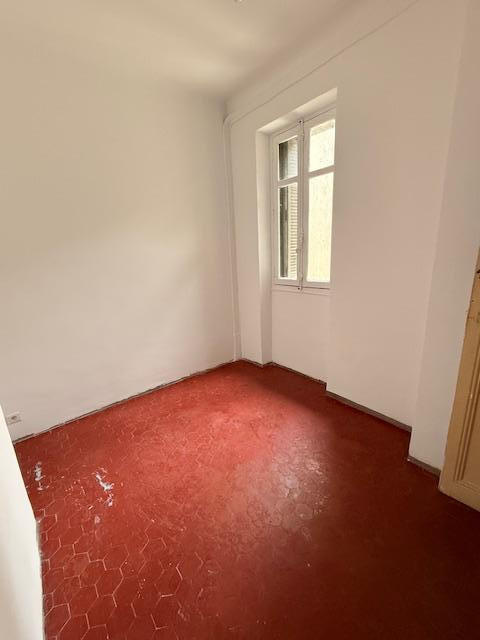Appartement - 82 m² - 3 pièces