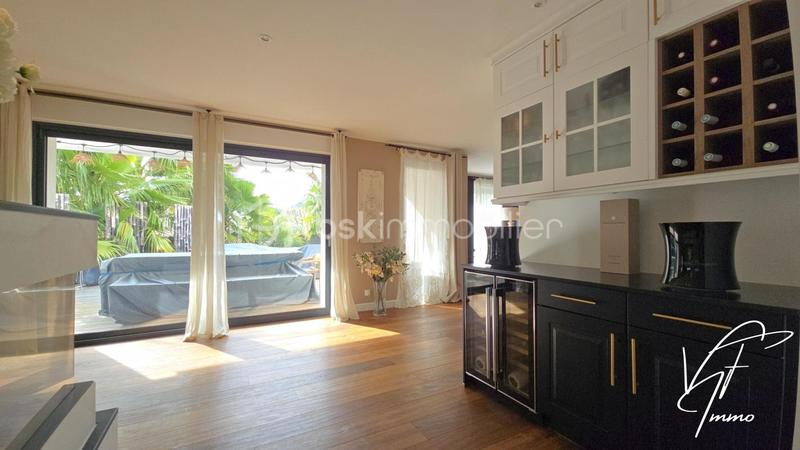 Maison d'architecte - 200 m² - 6 pièces