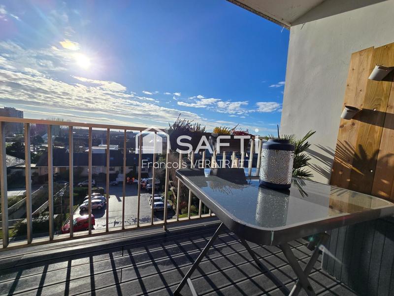 Appartement - 100 m² - 6 pièces