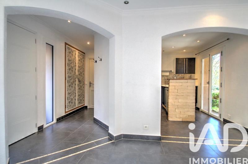 Maison - 96 m² - 4 pièces