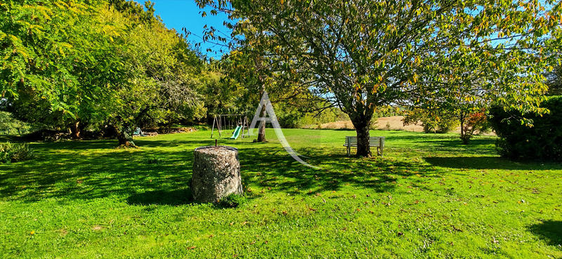 Maison - 196 m² - 6 pièces