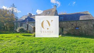 Maison - 211 m² - 9 pièces