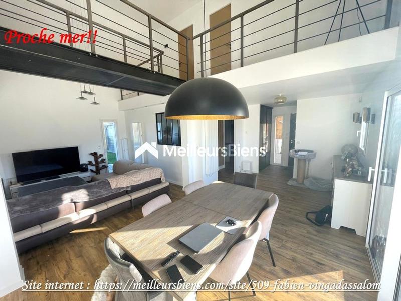 Maison - 137 m² - 6 pièces