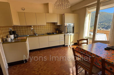 Appartement - 112 m² - 3 pièces