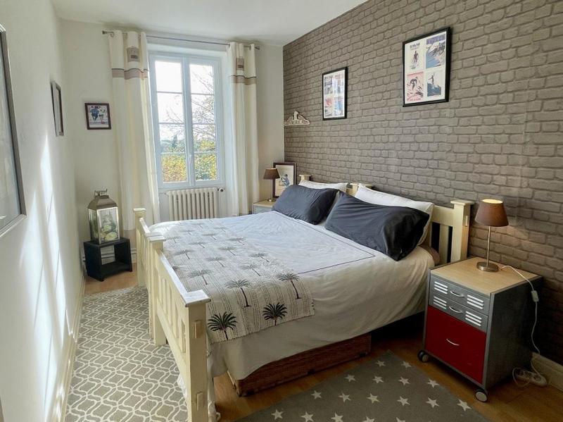 Maison de maîtres - 247 m² - 7 pièces