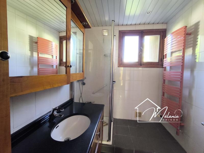 Maison - 187 m² - 7 pièces