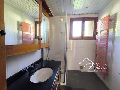 Maison - 187 m² - 7 pièces