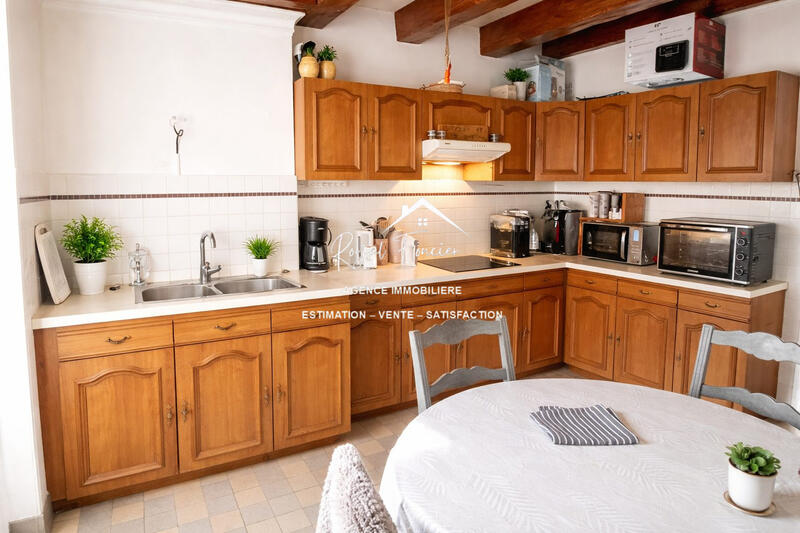 Maison ancienne - 120 m² - 7 pièces