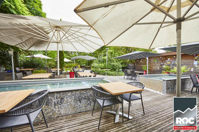 Local d'activités - 657 m² - 6 pièces