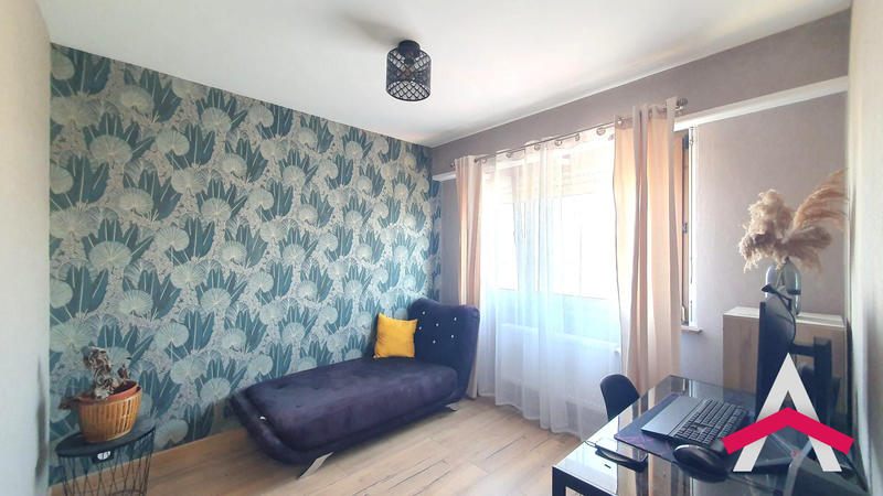 Maison - 76 m² - 5 pièces