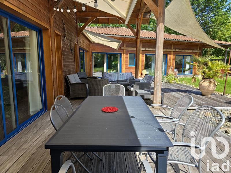 Maison de maîtres - 243 m² - 7 pièces