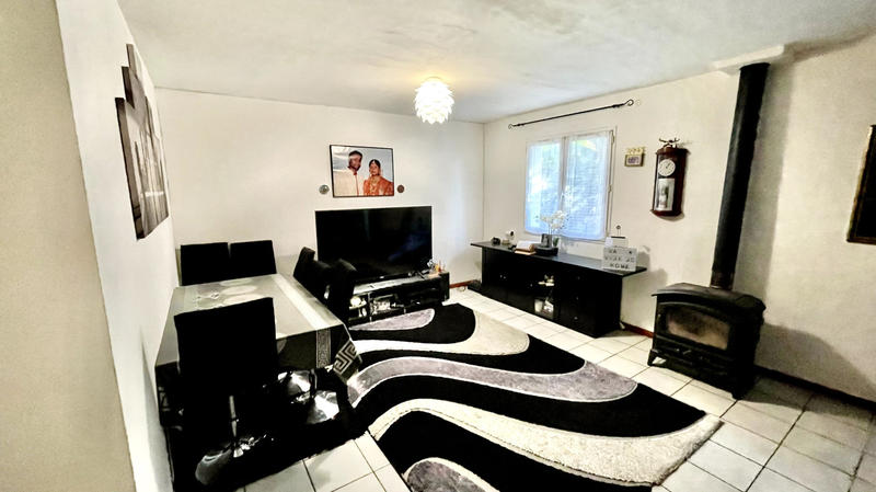 Maison - 85 m² - 4 pièces