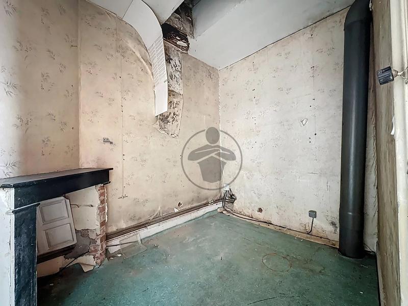 Magasins - 280 m² - 10 pièces