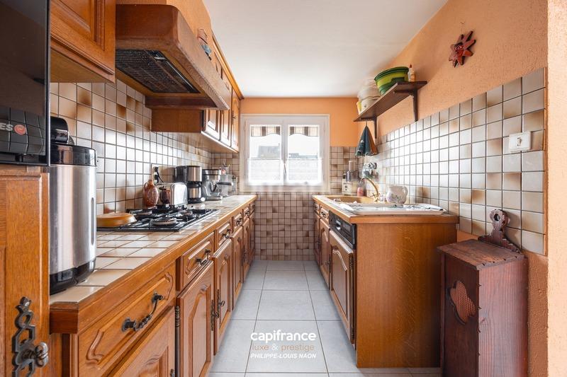 Maison - 98 m² - 5 pièces