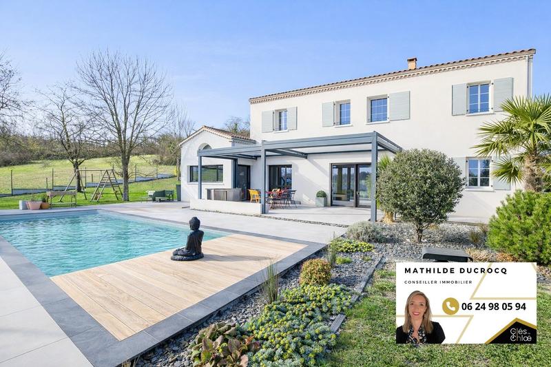 Villa - 209 m² - 6 pièces