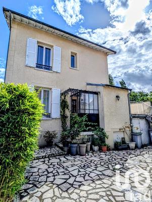 Maison - 88 m² - 5 pièces