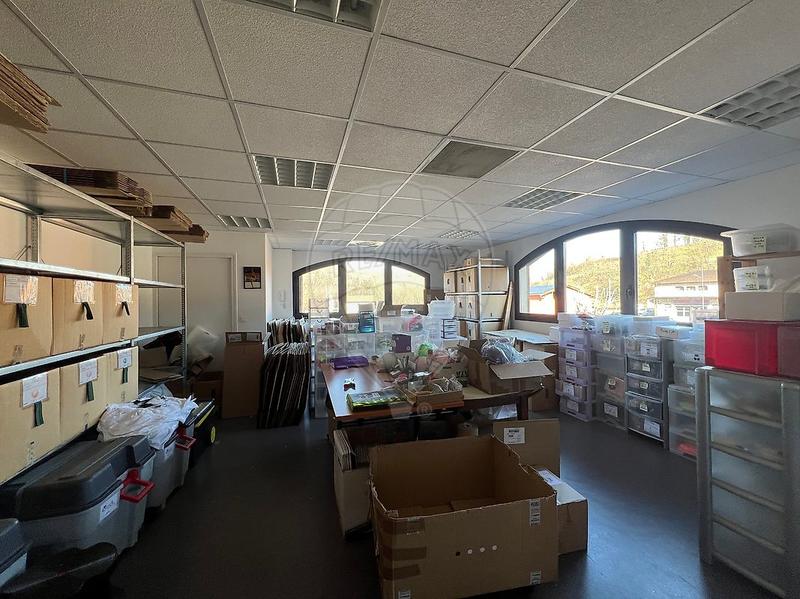 Local commercial - 72 m² - 2 pièces