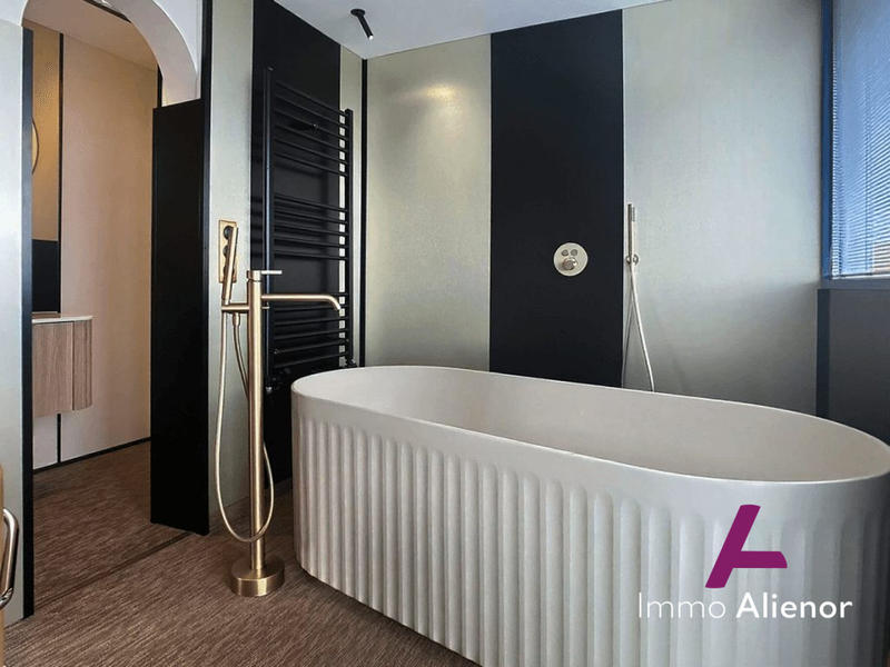 Maison contemporaine - 141 m² - 6 pièces