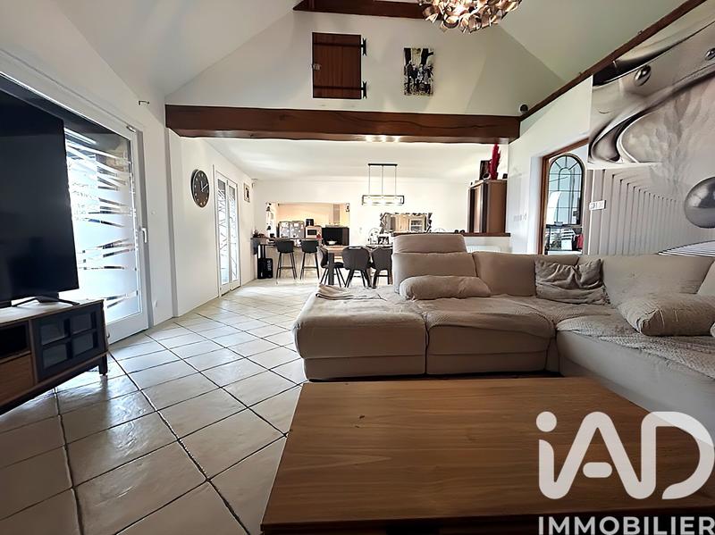 Maison - 120 m² - 7 pièces