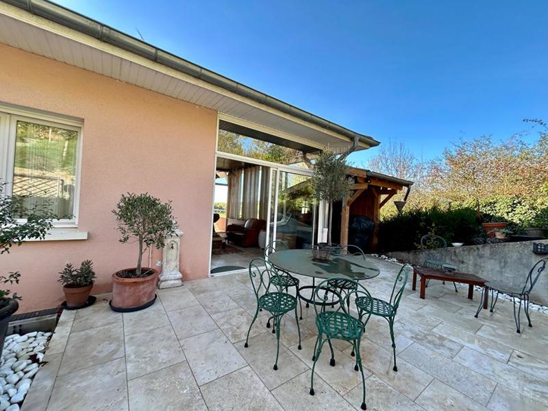 Maison - 185 m² - 7 pièces