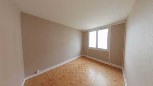 Appartement - 87 m² - 5 pièces