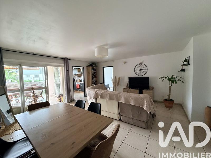 Appartement - 85 m² - 3 pièces