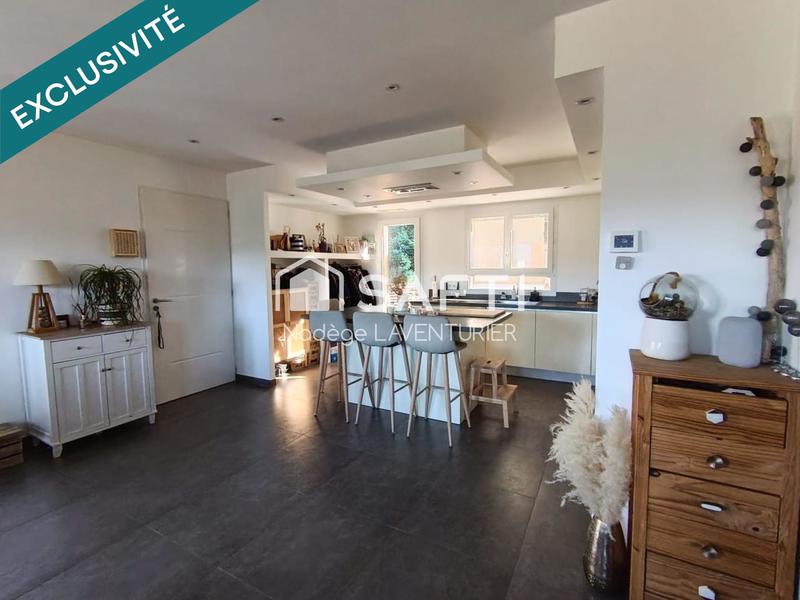 Maison - 137 m² - 6 pièces