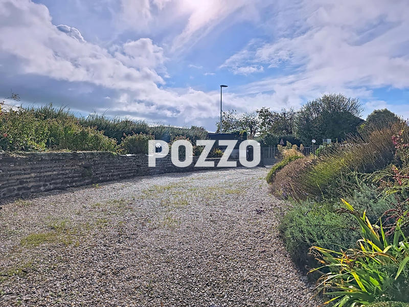 Maison - 131 m² - 131 pièces