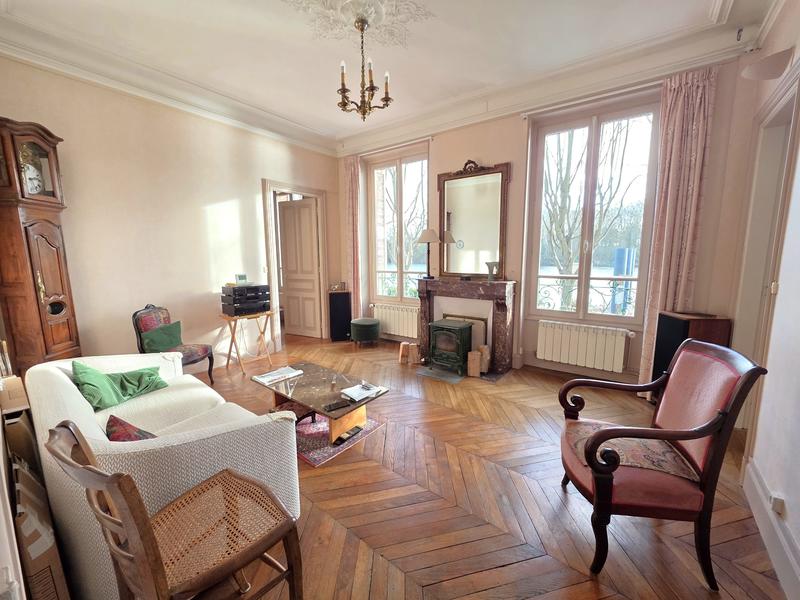 Appartement - 84 m² - 4 pièces