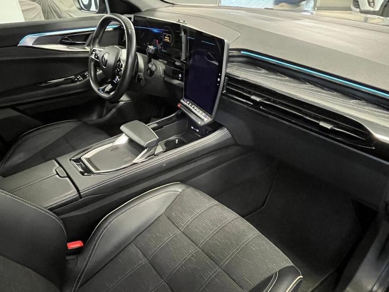 Renault Austral E-Tech hybrid 200 Iconic