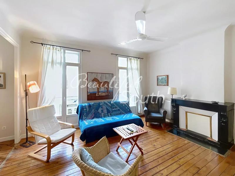 Hôtel particulier - 280 m² - 9 pièces