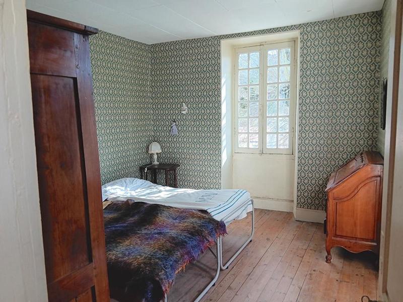 Maison - 197 m² - 10 pièces