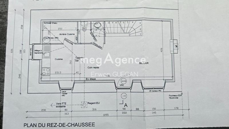 Maison - 250 m² - 4 pièces