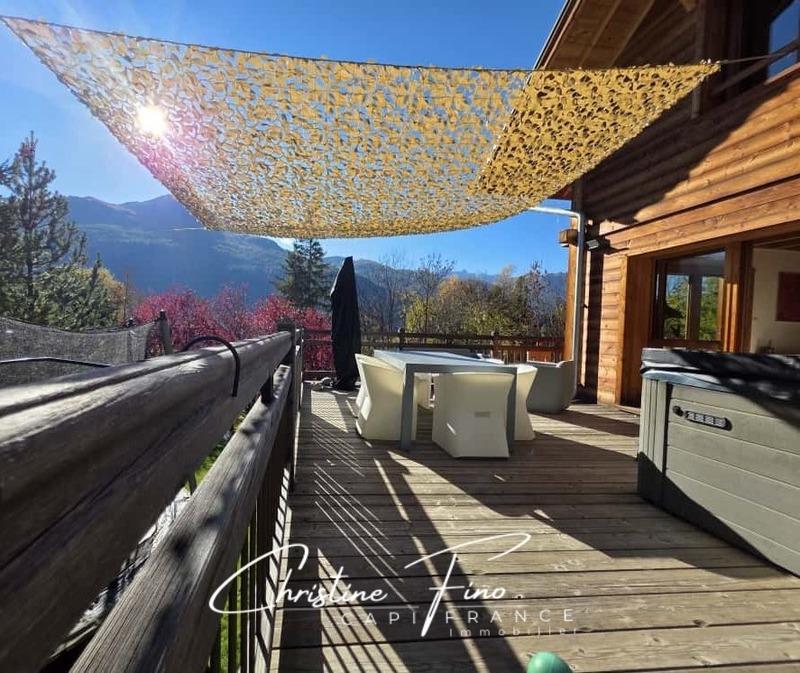 Châlet - 162 m² - 10 pièces