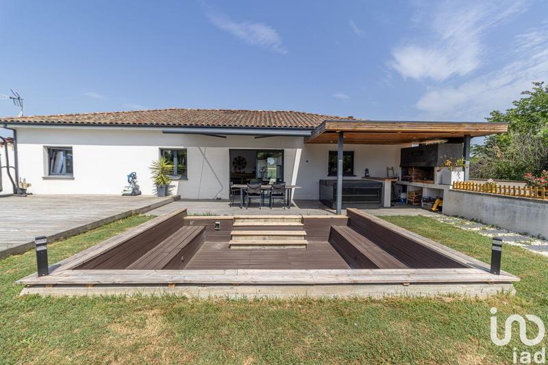 Maison - 136 m² - 6 pièces