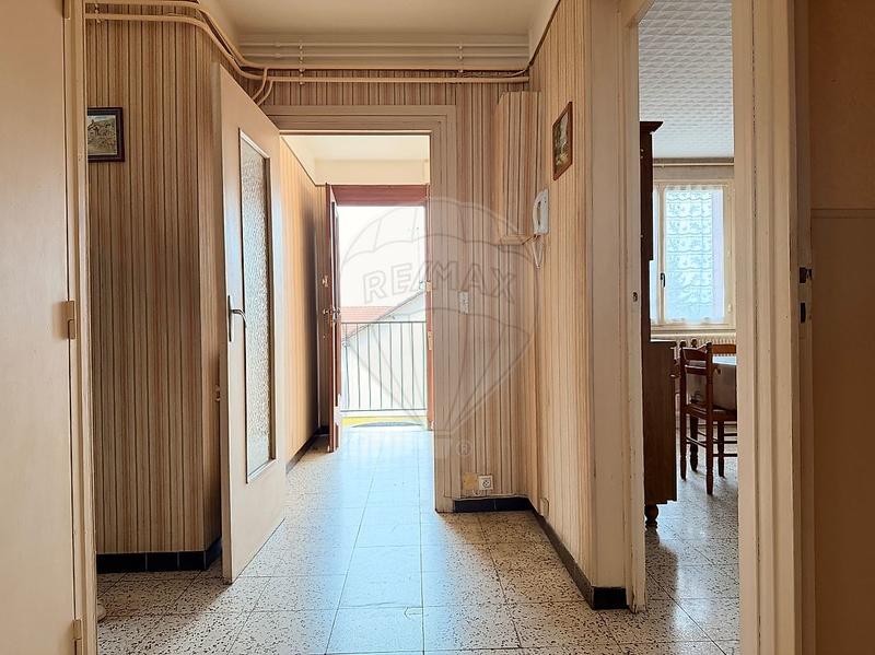 Appartement - 82 m² - 3 pièces