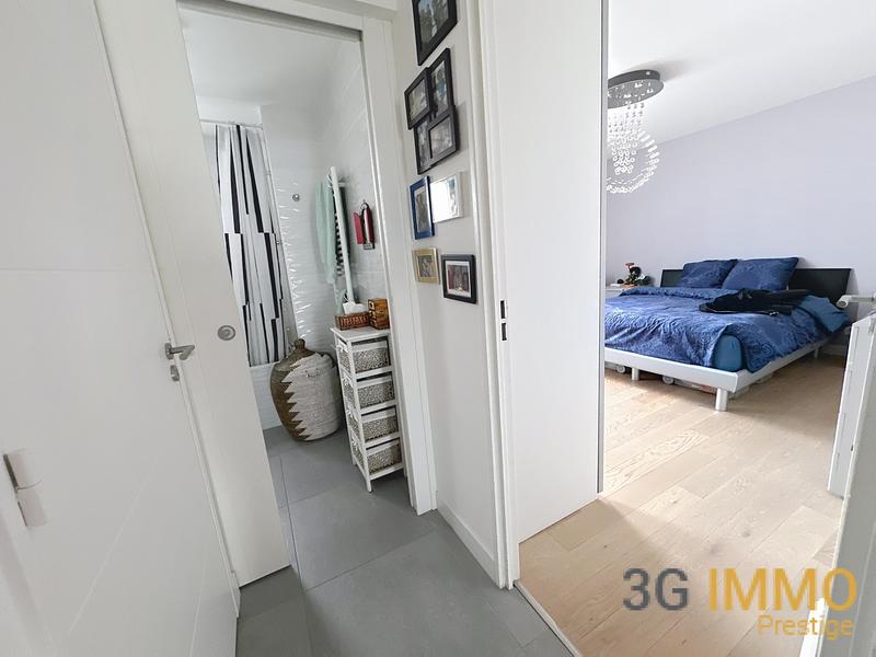 Appartement - 82 m² - 3 pièces