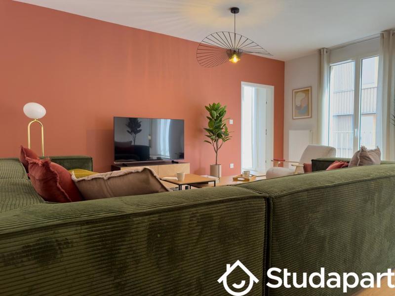 Chambre - 25 m² - 1 pièce