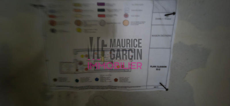 Maison - 200 m² - 6 pièces