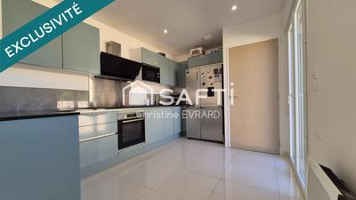 Maison - 85 m² - 5 pièces