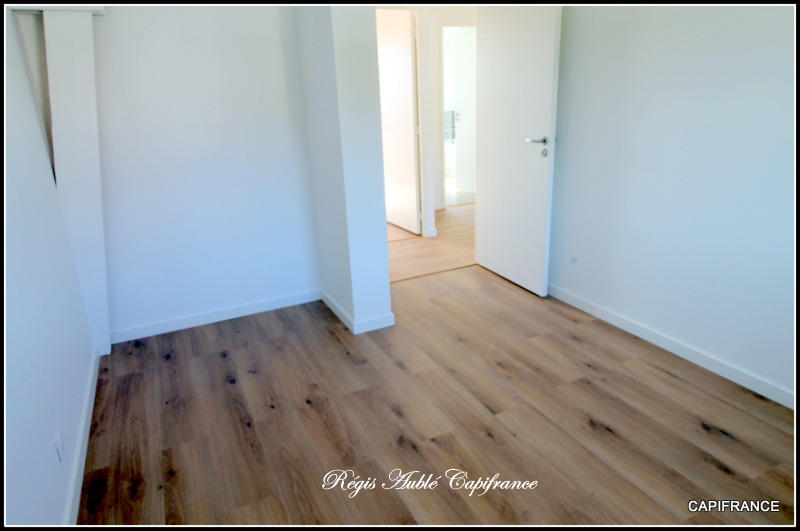 Maison - 94 m² - 5 pièces