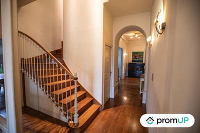 Appartement - 253 m² - 6 pièces