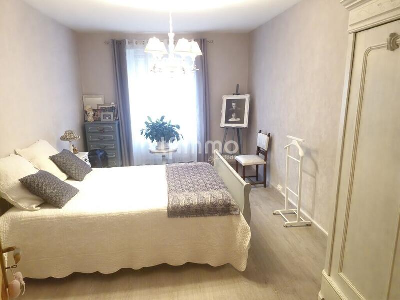 Appartement - 155 m² - 5 pièces