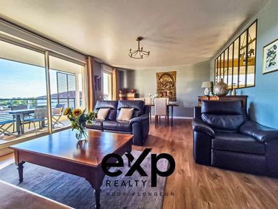 Appartement - 83 m² - 4 pièces