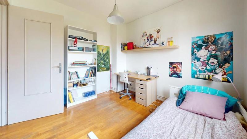 Appartement - 147 m² - 7 pièces