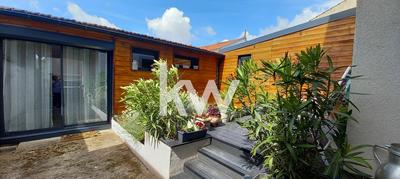 Maison - 121 m² - 5 pièces